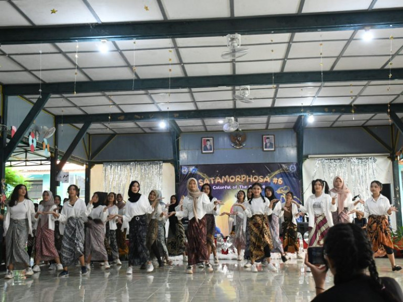 Pentas Seni